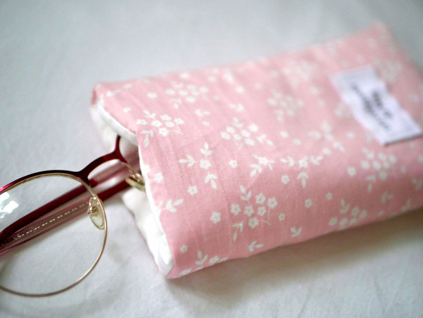 Eyeglass pouch - star flower