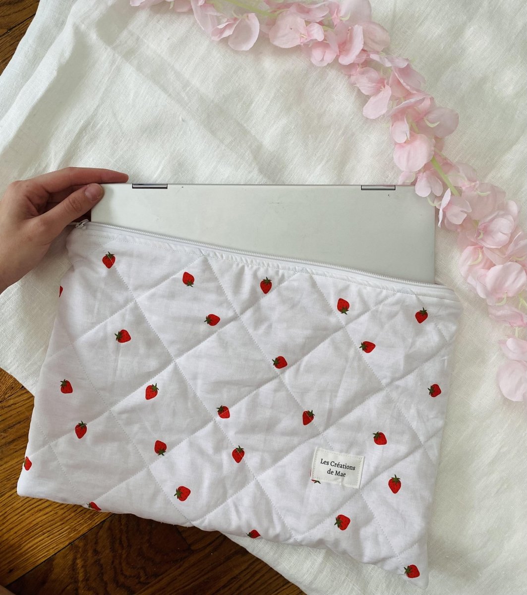 Laptop Sleeve - Strawberry