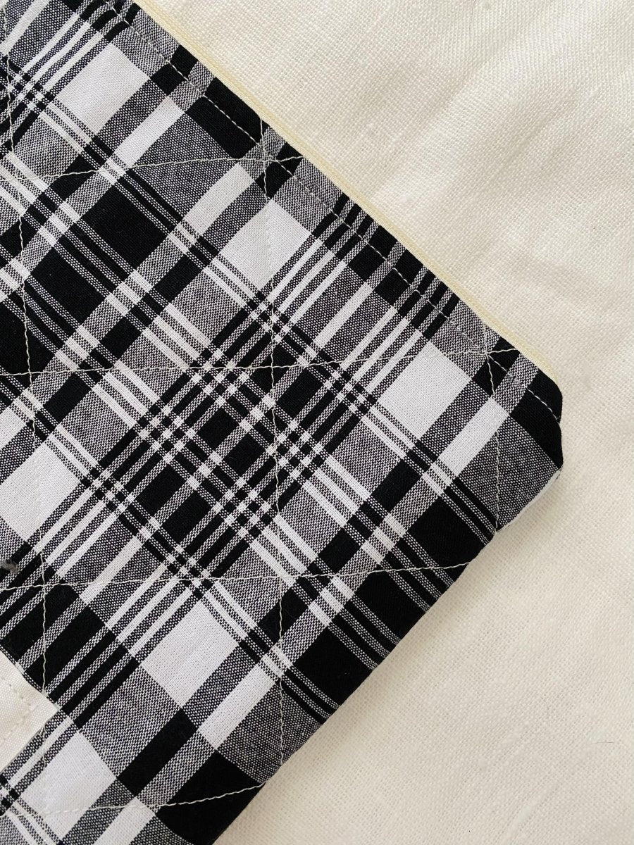 Tablet Cover - Black Vichy