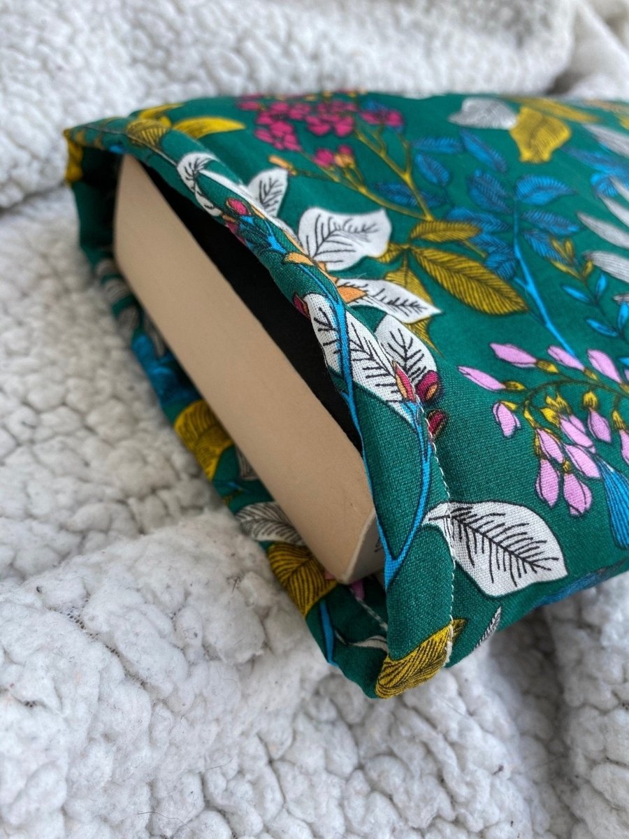 Pochette pour livre de poche - Feuilles vertes - Les créations de Mae