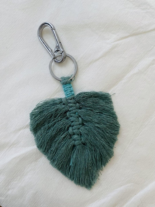 Porte clefs - Plume verte - Les créations de Mae